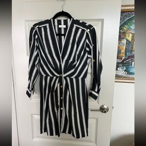 Sandro stripped black and white dress
Size S